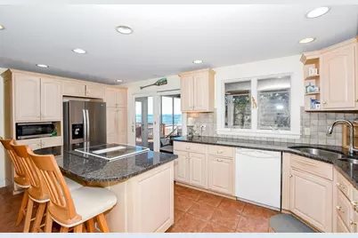 16 Bass Point Road, Marion, MA 02738 - Photo 5