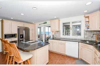 16 Bass Point Road, Marion, MA 02738 - Photo 5