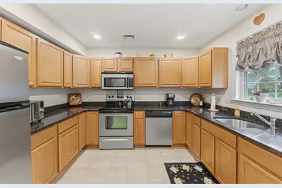 63 Power St #63, Uxbridge, MA 01569 - Photo 13