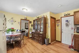 1 Friend St, Taunton, MA 02780 - Photo 5