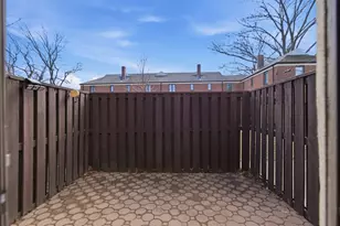 918 Belmont St, Watertown, MA 02472 - Photo 25