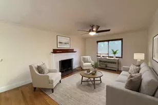 9 Reservoir Rd, Brookline, MA 02467 - Photo 3