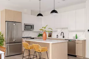 85 Myrtle St, Quincy, MA 02171 - Photo 1