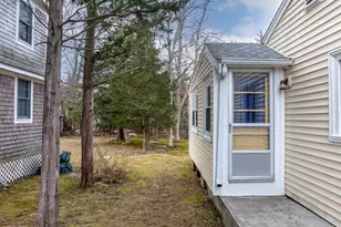 7 Cedar St, Mattapoisett, MA 02739 - Photo 13