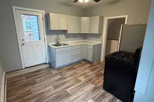 35 Fairview St, Winthrop, MA 02152 - Photo 7