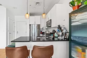 70 Lincoln St, Boston, MA 02111 - Photo 9