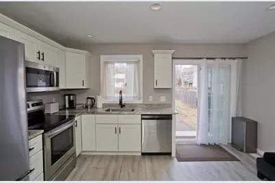 32-34 Clark St, Springfield, MA 01105 - Photo 7