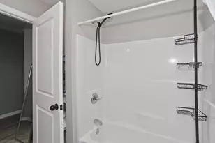 32-34 Clark St, Springfield, MA 01105 - Photo 15