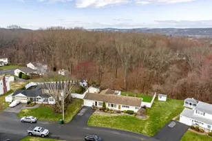 56 Longwood Dr, Chicopee, MA 01020 - Photo 35