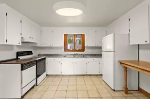 10 Ernest Ave, Quincy, MA 02169 - Photo 9