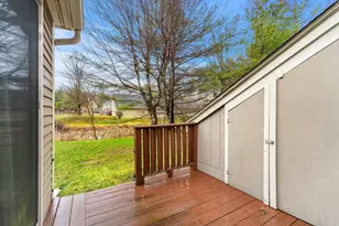 101 Brickett Hill Cir, Haverhill, MA 01830 - Photo 15