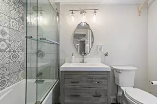 18 Sherman Pl, Woburn, MA 01801 - Photo 15