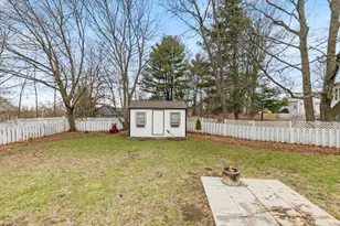 18 Sherman Pl, Woburn, MA 01801 - Photo 33