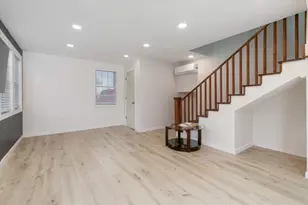 18 Sherman Pl, Woburn, MA 01801 - Photo 27