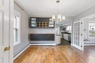 18 Sherman Pl, Woburn, MA 01801 - Photo 11