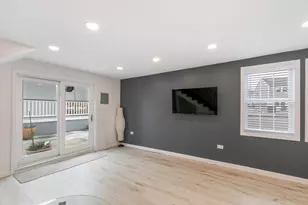 18 Sherman Pl, Woburn, MA 01801 - Photo 29