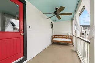 18 Sherman Pl, Woburn, MA 01801 - Photo 27