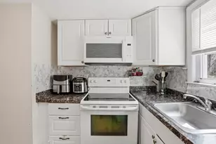 48 N Mill St, Holliston, MA 01746 - Photo 11