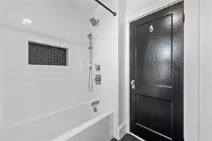 18 Hillcroft Ave, Worcester, MA 01606 - Photo 27