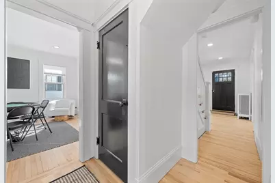 18 Hillcroft Ave, Worcester, MA 01606 - Photo 17