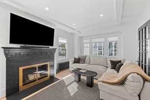 18 Hillcroft Ave, Worcester, MA 01606 - Photo 3