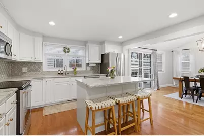 7 Paulette Dr, Danvers, MA 01923 - Photo 9