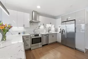 68 Los Angeles, Newton, MA 02458 - Photo 3