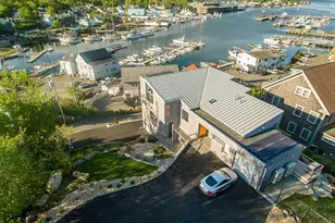 11 Wall St, Gloucester, MA 01930 - Photo 1