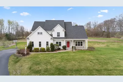 596 South St, Shrewsbury, MA 01545 - Photo 1