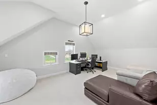 596 South St, Shrewsbury, MA 01545 - Photo 17