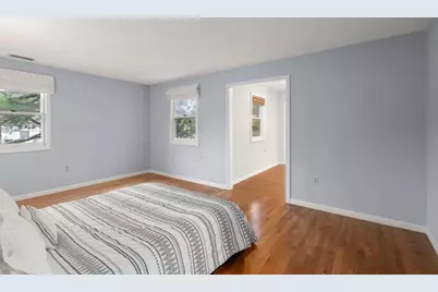 5 Derby St, Newton, MA 02465 - Photo 11