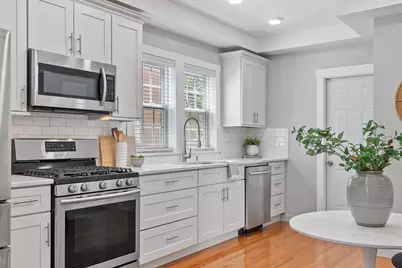 19 Conwell #1, Somerville, MA 02143 - Photo 3