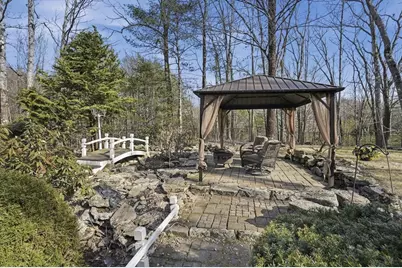 4 Charnock Circle, Rutland, MA 01543 - Photo 37