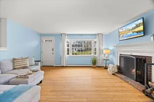 27 Goldenrod Ln, Yarmouth, MA 02675 - Photo 3