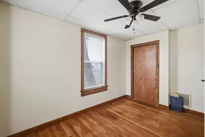 76 Hampden St, Springfield, MA 01151 - Photo 11