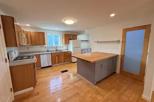 27 Prospect St, Hatfield, MA 01038 - Photo 7
