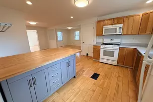 27 Prospect St, Hatfield, MA 01038 - Photo 9