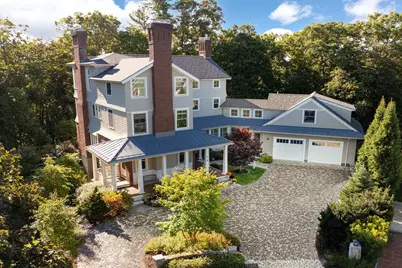 34 Pilgrim Rd, Newton, MA 02468 - Photo 1