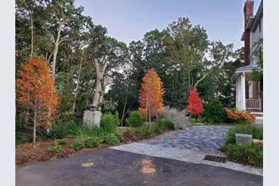 34 Pilgrim Rd, Newton, MA 02468 - Photo 29