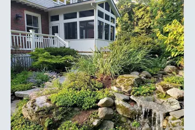 34 Pilgrim Rd, Newton, MA 02468 - Photo 25
