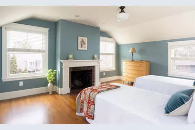 34 Pilgrim Rd, Newton, MA 02468 - Photo 21