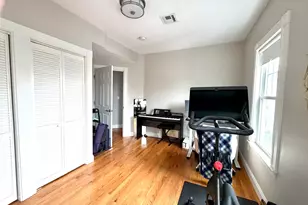 37 Moseley St, Boston, MA 02125 - Photo 11