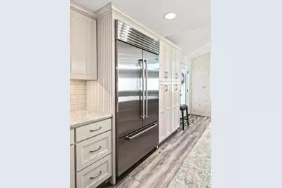 157 Wildwood Ave, Springfield, MA 01118 - Photo 11