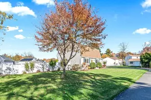 157 Wildwood Ave, Springfield, MA 01118 - Photo 39