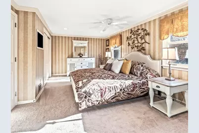 157 Wildwood Ave, Springfield, MA 01118 - Photo 19