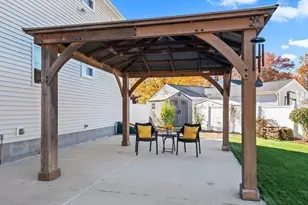 157 Wildwood Ave, Springfield, MA 01118 - Photo 35