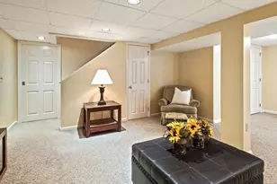 157 Wildwood Ave, Springfield, MA 01118 - Photo 27