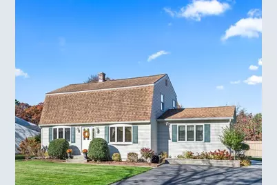 157 Wildwood Ave, Springfield, MA 01118 - Photo 1