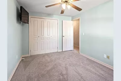 157 Wildwood Ave, Springfield, MA 01118 - Photo 21