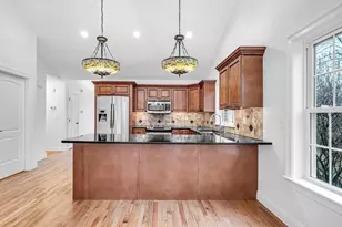 48 Beech Hill Rd, West Springfield, MA 01089 - Photo 5